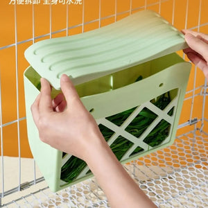Rabbit Grass Basket Hanging Rabbit Hay Feeder Fixed Large Capacity Rabbit Grass Rack Anti-tipping with Lid Hay Manger Grass Rack
