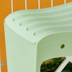 Rabbit Grass Basket Hanging Rabbit Hay Feeder Fixed Large Capacity Rabbit Grass Rack Anti-tipping with Lid Hay Manger Grass Rack